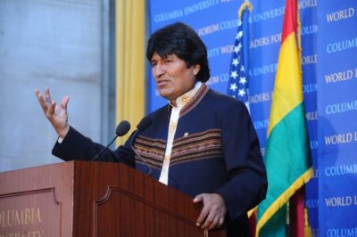 Китай выделит Боливии кредит в $7 млрд на развитие инфраструктуры