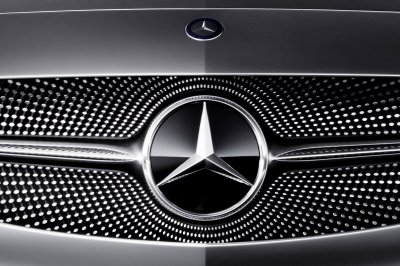 В интернете опубликовали фото обновленного флагмана Mercedes-Benz