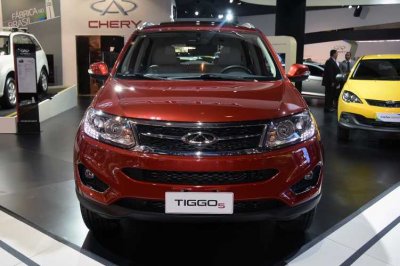 В Китае начались продажи обновленного кроссовера Chery Tiggo 5