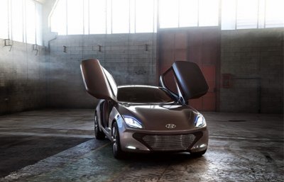 Компания Hyundai показала тизерное изображение конкурента Toyota Prius