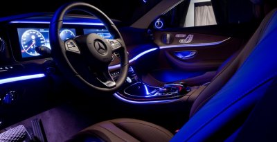 Компания Mercedes рассекретила роскошный интерьер нового E-Class