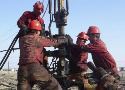 Венесуэла, Колумбия и Эквадор вынуждены продавать нефть ниже стоимости добычи