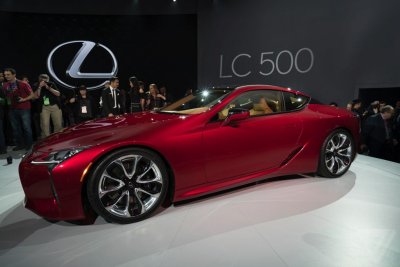 Toyota Motor начала принимать заказы на спорткупе Lexus LC500