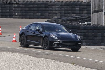 Porsche приступил к тестам нового универсала Panamera
