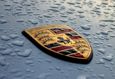 Porsche выплатит сотрудникам премии по 9 тыс евро