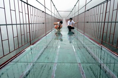 В Китае откроется самый длинный и высокий в мире стеклянный мост
