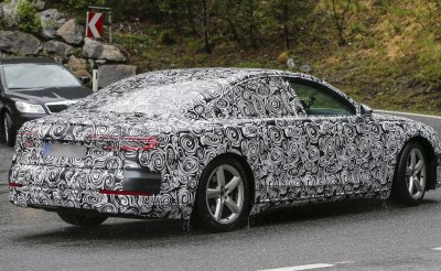 Новое поколение Audi A8 проходит дорожные тесты