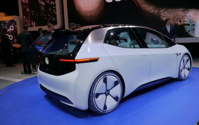 Volkswagen представил концепт хэтчбека с электродвигателем