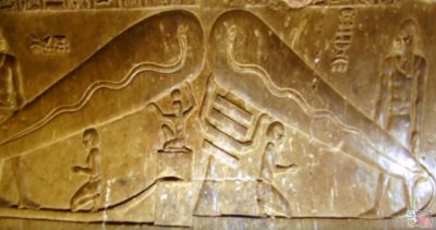 В египетской пирамиде ученые нашли изображение лампочки