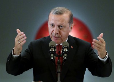 Президент Турции Эрдоган призвал сограждан менять доллары на лиры