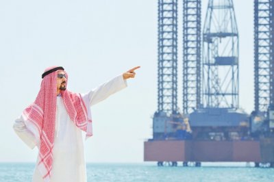 Саудовская Аравия резко сократила добычу нефти