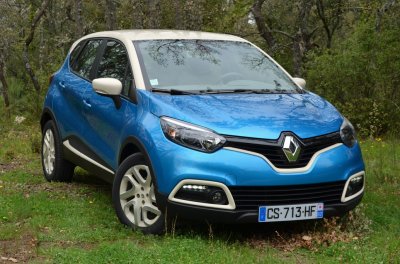 Renault проводит дорожные тесты нового кроссовера Captur