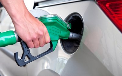 В Беларуси цены на бензин вновь выросли на одну копейку