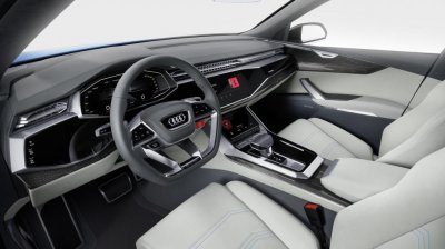 Появились шпионские фото салона нового кроссовера Audi Q8