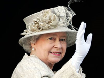 Около 10 млн фунтов стерлингов Елизаветы II инвестированы в офшоры
