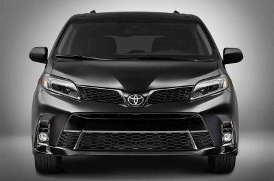 Toyota RAV4 2019 показали на очередном рендере