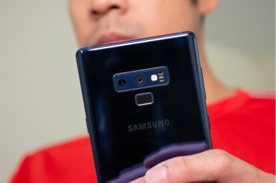 Samsung Galaxy S10 может выйти в пяти цветах