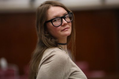 Аферистка Анна Делви-Сорокина получила тюремный срок за гламурную жизнь в США