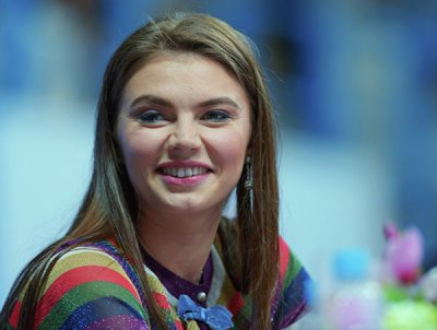 Алина Кабаева тайно родила двойню в Москве