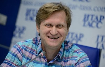 Известный комик решил набить лицо оскорбившему Путина журналисту