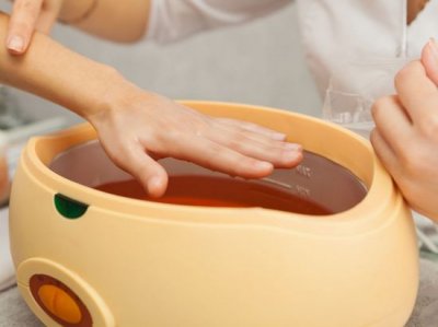 Эксперты рассказали, какие ванночки для рук будут эффективны осенью