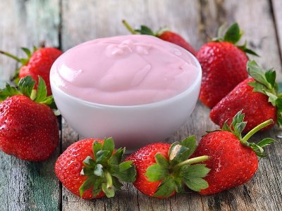 Врачи назвали 5 побочных эффектов употребления йогурта в большом количестве