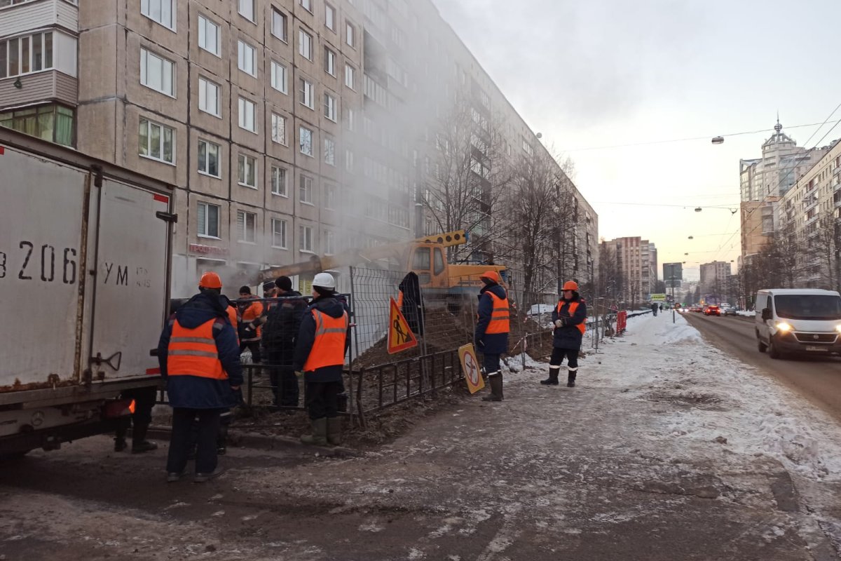 Петербургу 2021-й год запомнится коммунальными авариями и проблемами с COVID-19