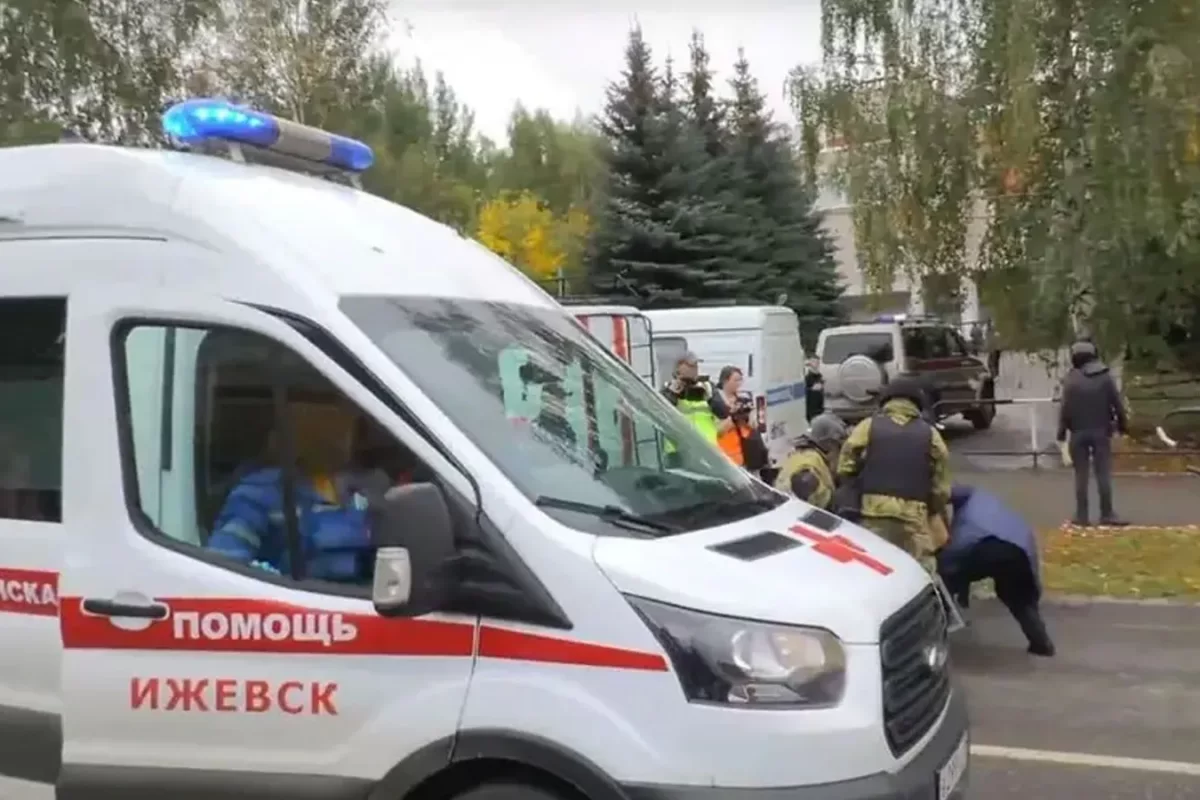 Стрельба в Ижевске сегодня последние новости: первые фото и видео учеников со школы № 88