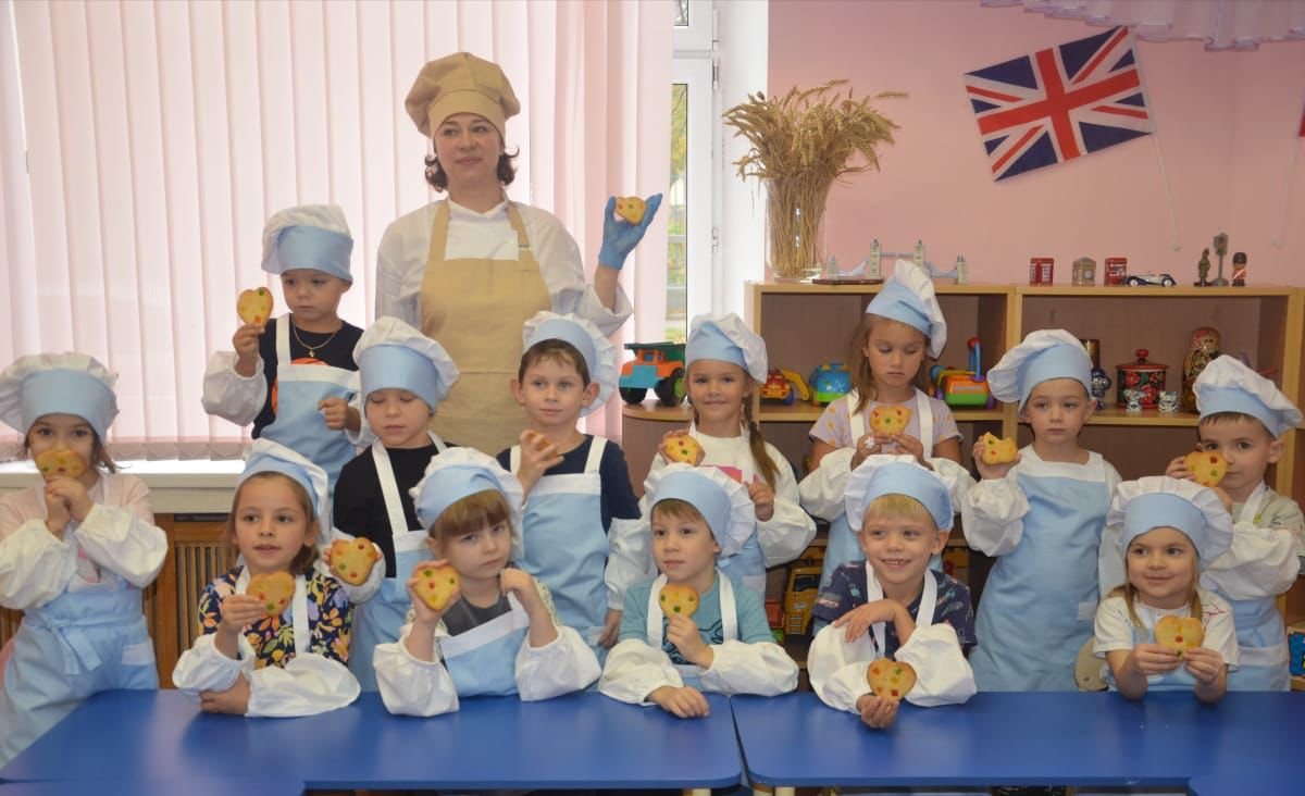 Первые шаги в кулинарном искусстве. Московским детсадовцам рассказали о пользе и применении цукатов