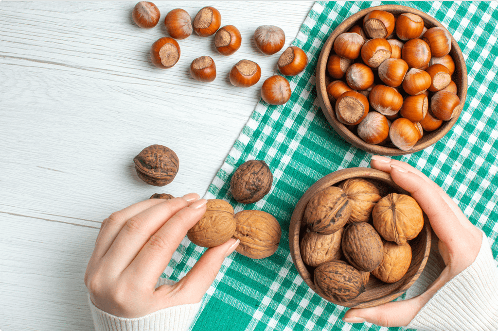 Clinical Nutrition: длительное употребление орехов улучшает память у пожилых