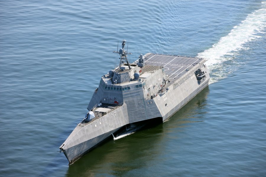 Современные корабли ВМС США оказались медленнее сухогрузов