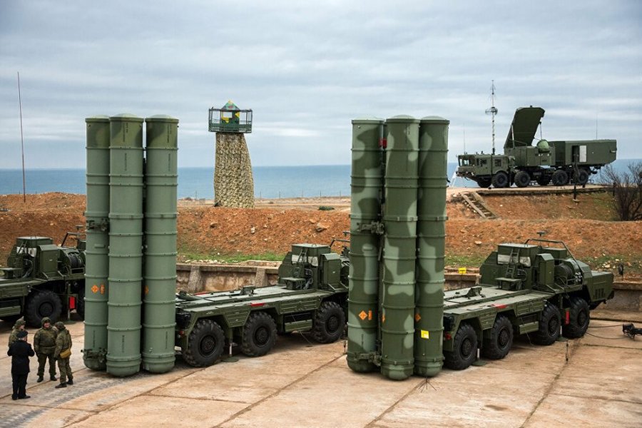 Российские ПВО получили приказ сбивать любые военные самолеты над Крымом без предупреждения