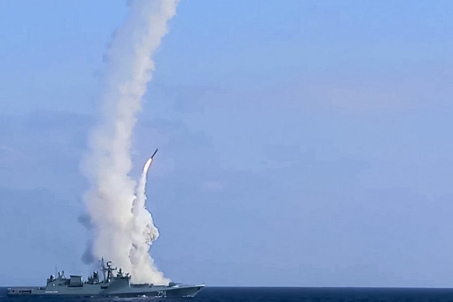 Опубликовано видео неудачного запуска ракеты «Калибр» с борта фрегата ВМФ РФ