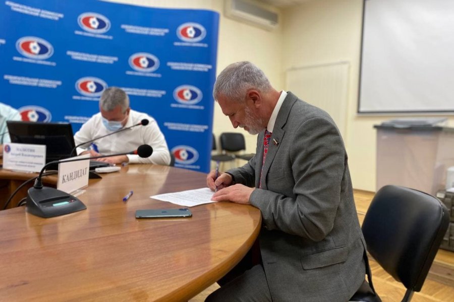 Глава «Родины» Алексей Журавлев зарегистрировался на выборы в Госдуму как одномандатник