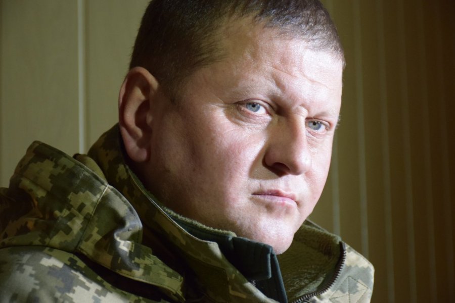 Главнокомандующий ВС Украины разрешил атаковать ДНР и ЛНР любым вооружением
