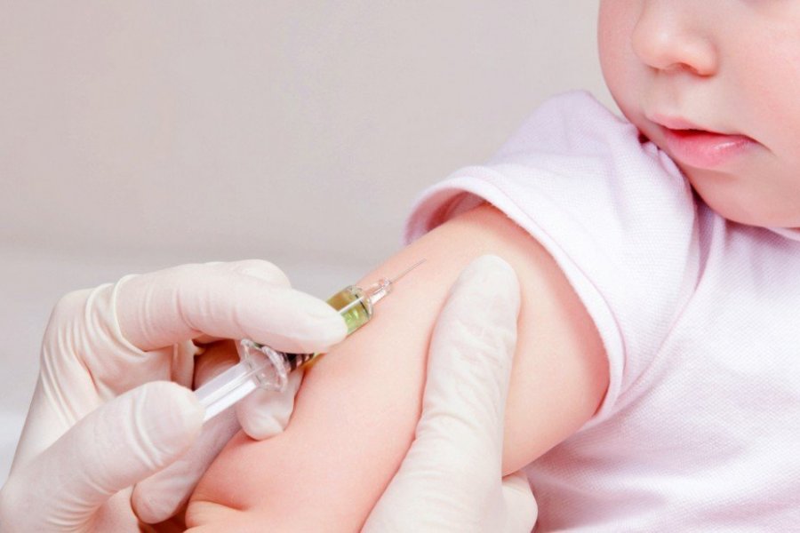 В США запустили массовую вакцинацию детей от COVID-19, невзирая на мнение родителей
