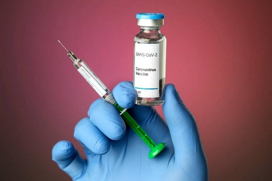 Тысячи людей сообщают о развитии аномальных опухолей после уколов вакциной против COVID-19