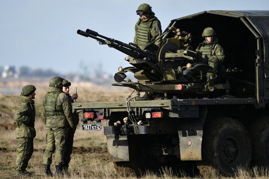 НАТО запустит антикризисный механизм в связи с передвижением российских военных сил у границы Украины