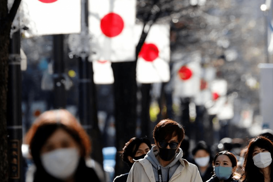 Ассоциация врачей Японии заявила о шестой волне коронавируса в стране