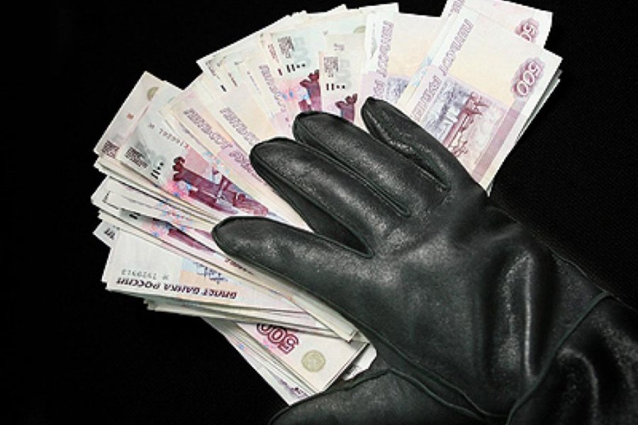 В Санкт-Петербурге воры вынесли из квартиры денег и драгоценностей на 10 000 000 рублей