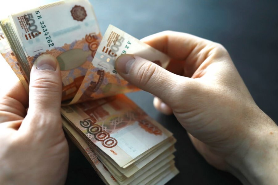 Нужно подать заявление: гражданам в РФ дадут по 16 000 рублей с 10 января