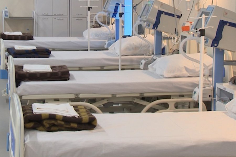 В петербургских стационарах свободно более 30% коек для пациентов с коронавирусом