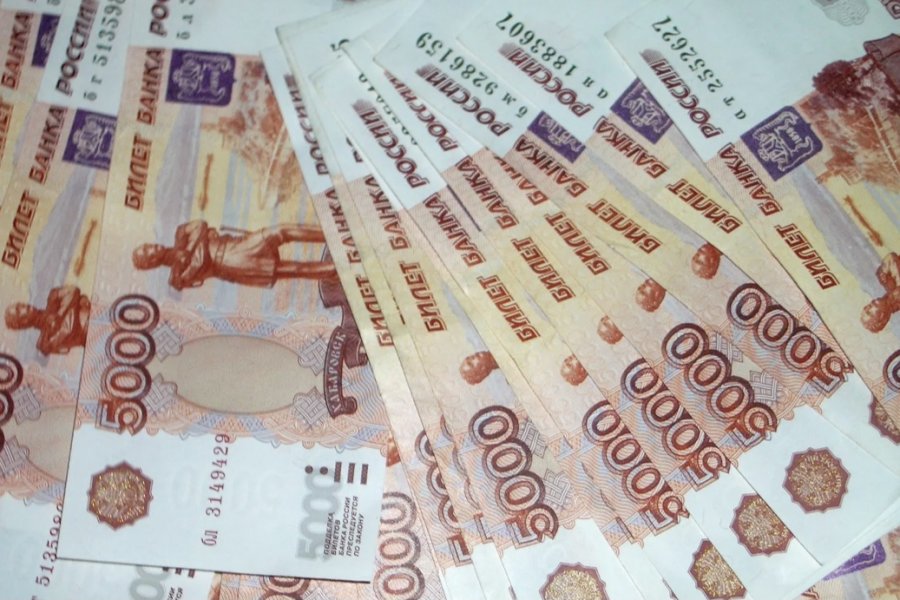Некоторым категориям граждан в РФ разово выплатят по 10000 рублей с 19 января 2022 года