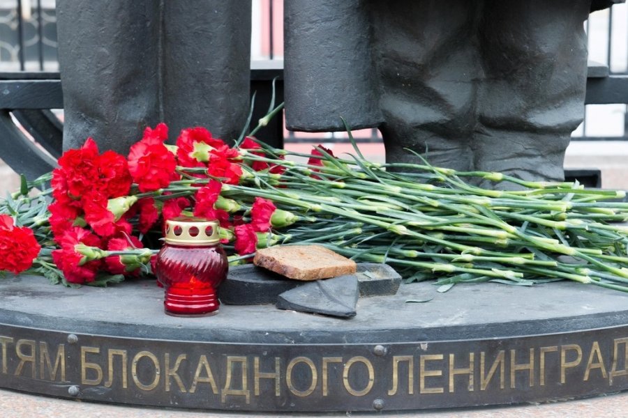 Блокадница не поддержала идею с вывешиванием портретов погибших в окнах Санкт-Петербургских домов