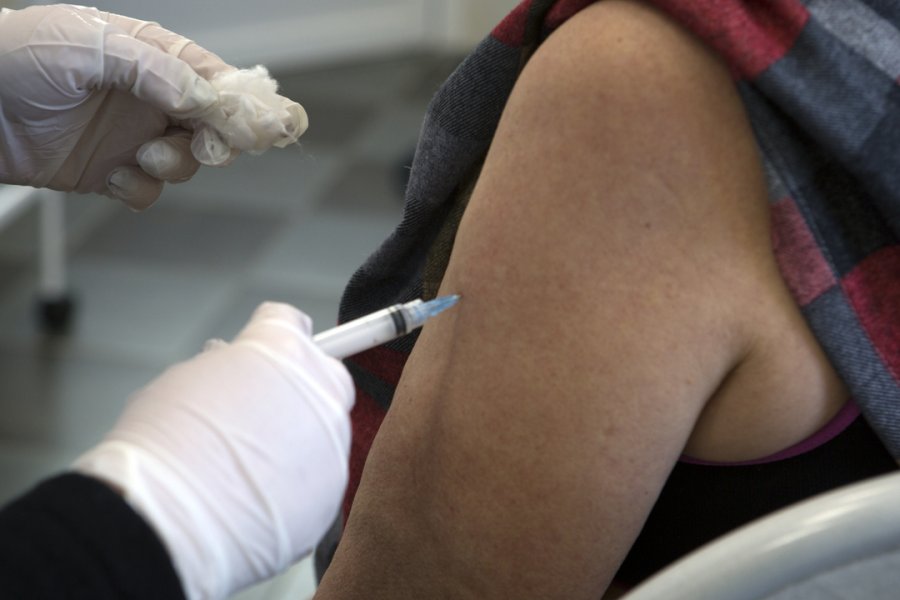 Минздрав РФ не будет открыто сообщать данные о летальности после вакцинации от COVID-19