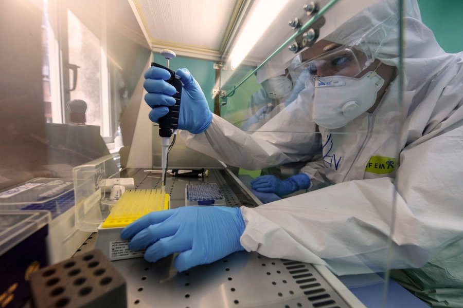 Британские ученые оценили опасность следующего штамма коронавируса: смертей будет больше