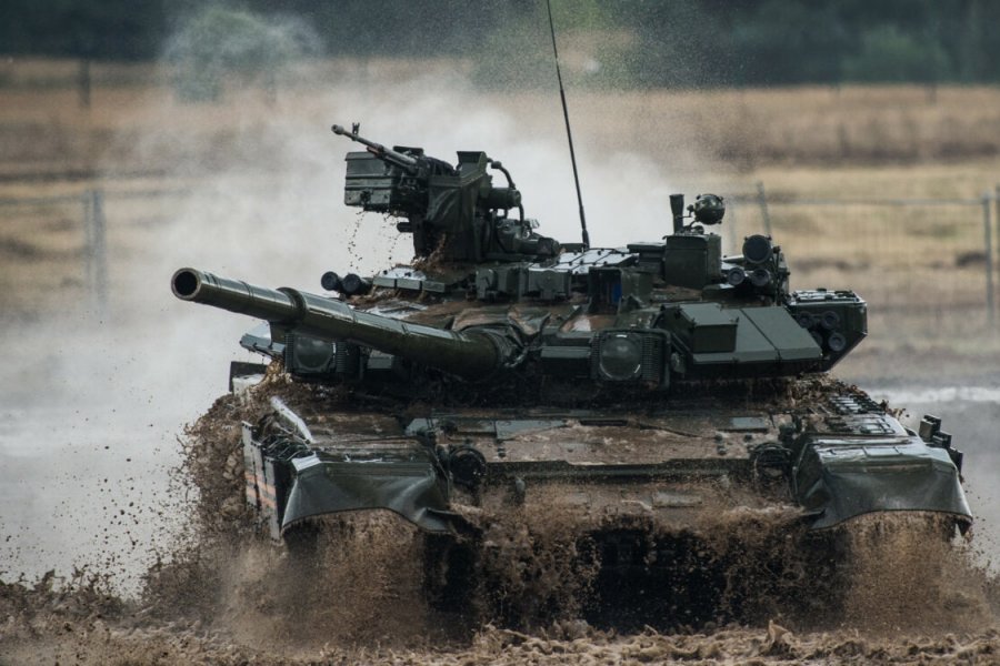 CIT: российские танки у границы c Украиной изменили ход для подготовки к атаке