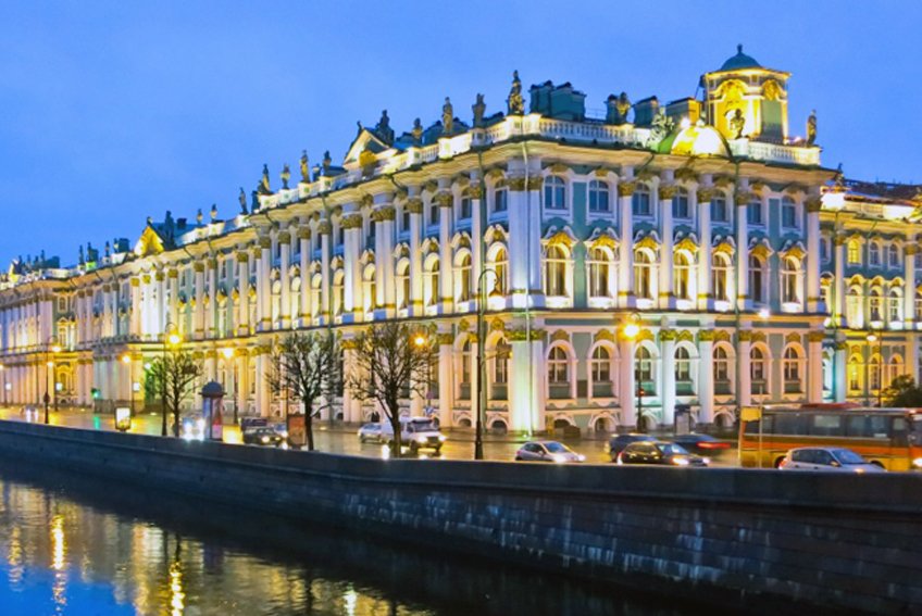 Правительство Петербурга пересчитало туристов, приехавших в город на майские праздники