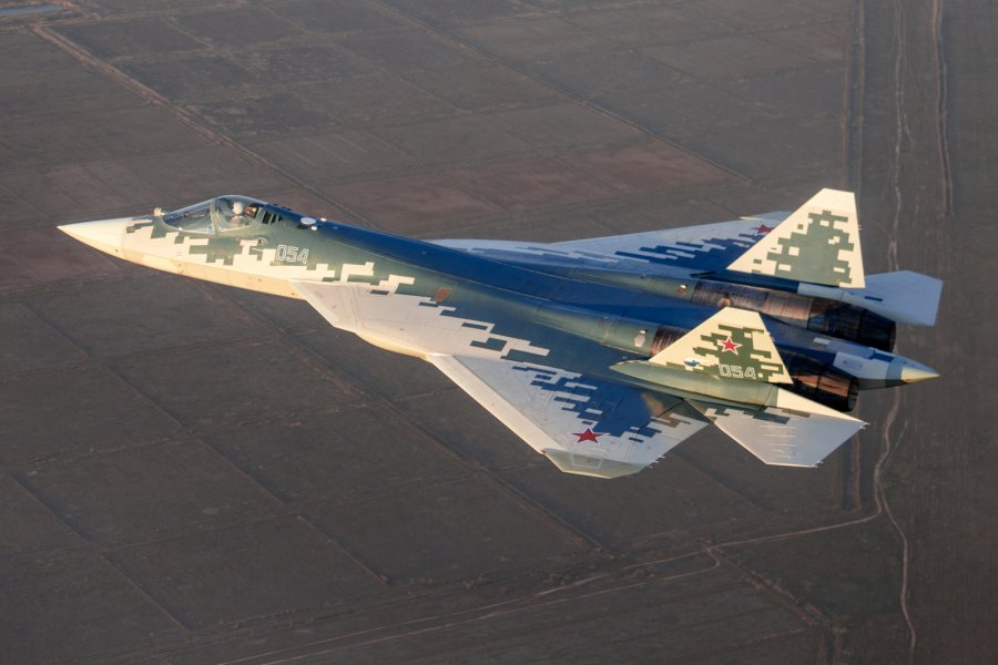The Drive: в ВС РФ боятся потерять новейший истребитель Су-57 на Украине
