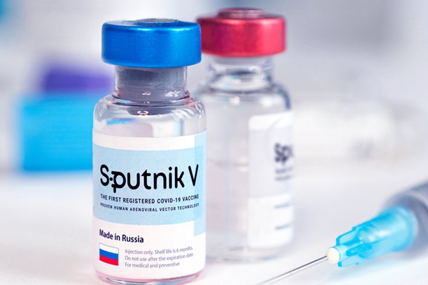 Жителям Петербурга предлагают 55 тысяч за вакцинацию «Спутником V». Вакцина назальная, но экспериментальная